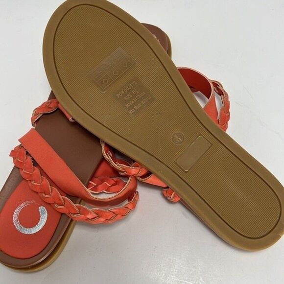 Journee Collection Colette Slide On Sandal Coral size 6.5 - Picture 4 of 6